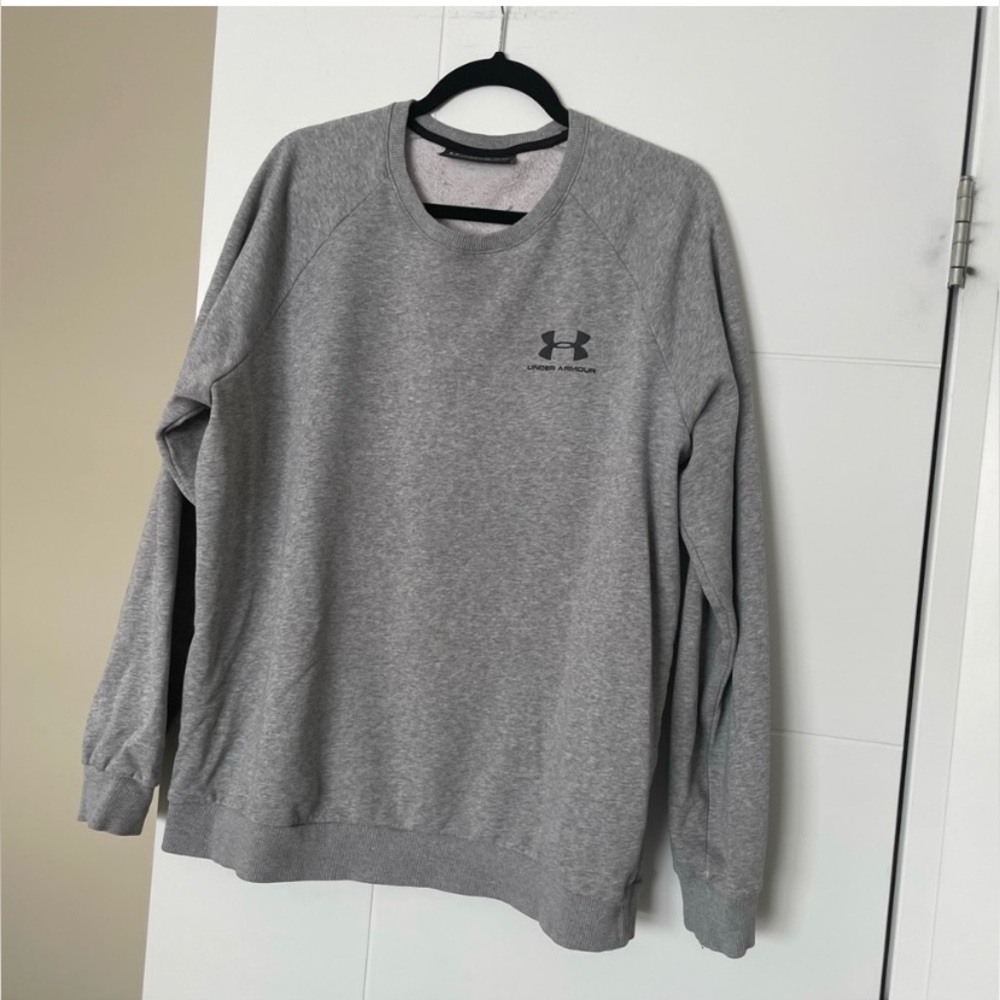 Size XL Under Armour Cold Gear Loose Fit Crew Neck Sweater